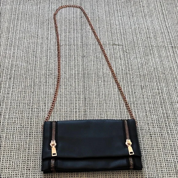 New Look Elegant Black Clutch with Gold Chain - Picture 1 of 7